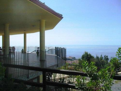 This photo about Hotel La Cometa shared on HyHotel.com