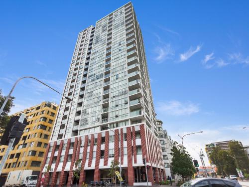 Exterior view, Gadigal Groove - Modern and Bright 3BR Executive Apartment in Zetland with Views in Zetland Exterior view, Gadigal Groove - Modern and Bright 3BR Executive Apartment in Zetland with Views in Zetland