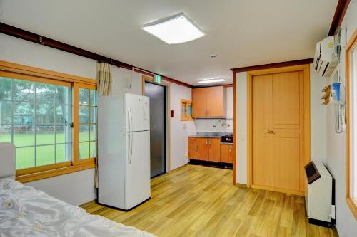 This photo about Sungbo Youth Hostel shared on HyHotel.com