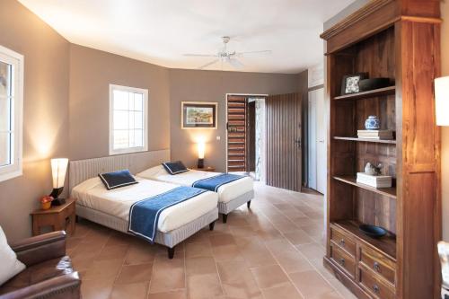 Balkonas / terasa, Villa Palm Bay Stunning View 5 min to beach 3 min to downtown King size bed in Desė Balkonas / terasa, Villa Palm Bay Stunning View 5 min to beach 3 min to downtown King size bed in Desė