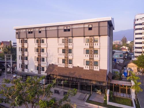 Exterior view, L Nimman Boutique Hotel in Nimmanhemin Exterior view, L Nimman Boutique Hotel in Nimmanhemin