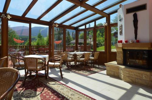 Kert, Willa Arnika in Bierutowice Kert, Willa Arnika in Bierutowice