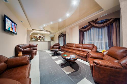 Hotel Ukraina in Tsentralny Hotel Ukraina in Tsentralny