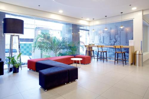 Facilities, Red Planet Makati Avenue Manila in Makati Facilities, Red Planet Makati Avenue Manila in Makati