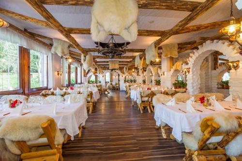 Restaurante, Aurelius Imparatul Romanilor in Poiana Brasov Restaurante, Aurelius Imparatul Romanilor in Poiana Brasov