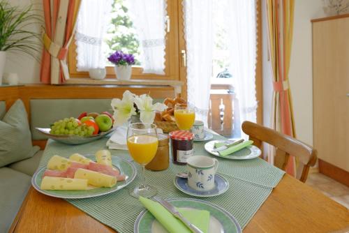 Facilities, Haus-Schneider-Sepp in Ettal Facilities, Haus-Schneider-Sepp in Ettal
