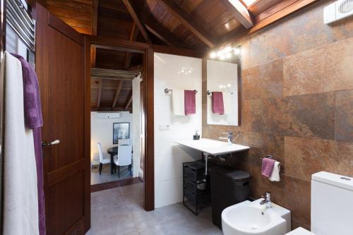 This photo about Casa Erques I y II shared on HyHotel.com