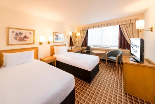 This photo about Copthorne Tara Hotel London Kensington shared on HyHotel.com