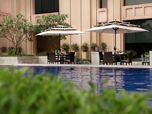 Swimming pool, The Metropolitan Hotel & Spa in Central Delhi Swimming pool, The Metropolitan Hotel & Spa in Central Delhi