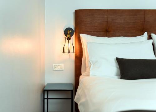 This photo about Sea Land Suites shared on HyHotel.com