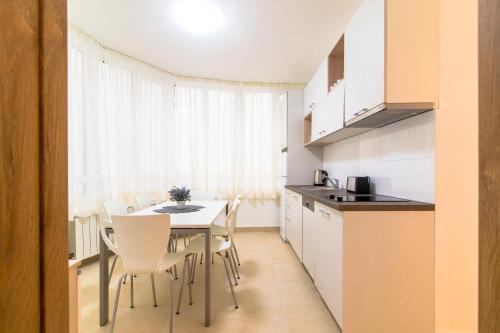 This photo about Apartments Top Central 1 shared on HyHotel.com