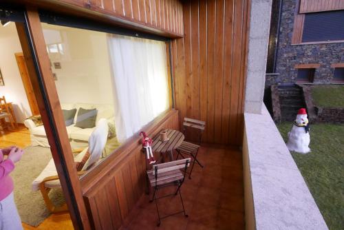 Balcó/terrassa, Cozy Apartment in Alp in Alp Balcó/terrassa, Cozy Apartment in Alp in Alp