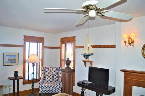 在meiguo.com看到的Roanoke Island Inn的介绍图片