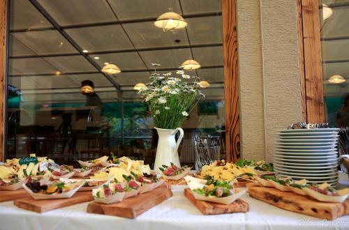 อาหารและเครื่องดื่ม, Ribno Alpine Hotel in ริบโน อาหารและเครื่องดื่ม, Ribno Alpine Hotel in ริบโน