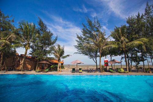 View, Van Chai Resort in Thanh Hoá / Sầm Sơn Beach View, Van Chai Resort in Thanh Hoá / Sầm Sơn Beach