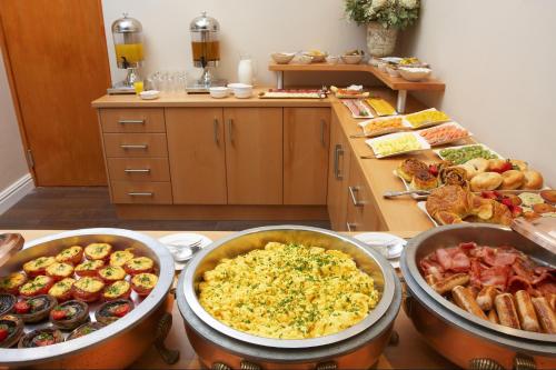 The Calders Hotel & Conference Centre near Fish Hoek Beach The Calders Hotel & Conference Centre near Fish Hoek Beach