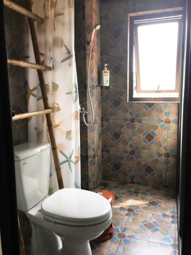 This photo about Halo Bay Homestay shared on HyHotel.com