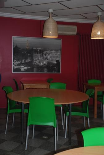 Bar/lounge, Residence de La Tour in Malakoff Bar/lounge, Residence de La Tour in Malakoff