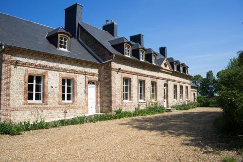 Exterior view, Domaine du Chateau de Briquedalles in Sassetot-le-Mauconduit Exterior view, Domaine du Chateau de Briquedalles in Sassetot-le-Mauconduit