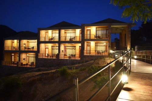 This photo about One Hotels Kumbhalgarh Forest Retreat shared on HyHotel.com