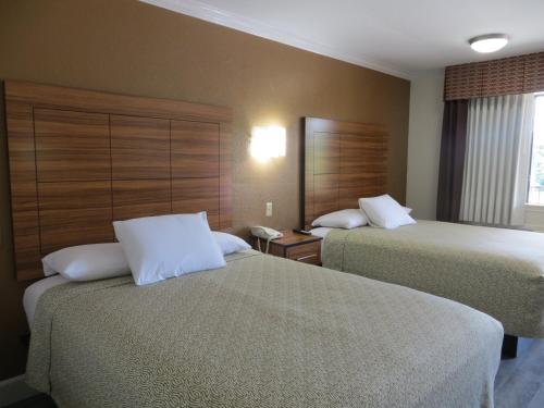 在meiguo.com看到的Palace Inn South Wayside的介绍图片