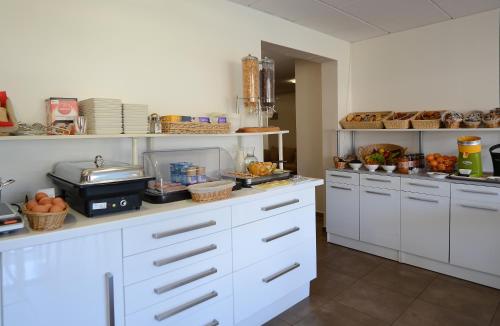Food and beverages, Hotel A Madonetta in Bonifacio Food and beverages, Hotel A Madonetta in Bonifacio