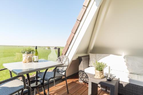 Balcony/terrace, The Sunset Apartments in Ameland Balcony/terrace, The Sunset Apartments in Ameland