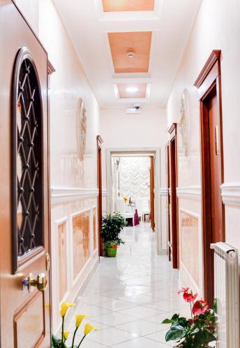 This photo about Hotel Suite Caesar shared on HyHotel.com