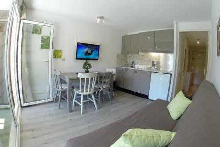 This photo about Les Coralines shared on HyHotel.com