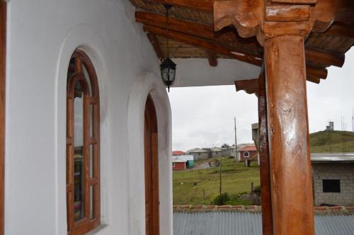 Terrazzo/balcone, Quilotoa Green Lake in Quilotoa Terrazzo/balcone, Quilotoa Green Lake in Quilotoa