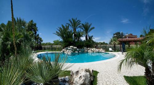 This photo about Villa Le More shared on HyHotel.com