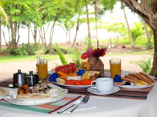 This photo about Hotel Roca Verde Beachfront shared on HyHotel.com