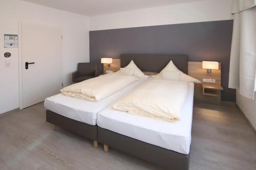 This photo about Hotel 12 Baume shared on HyHotel.com