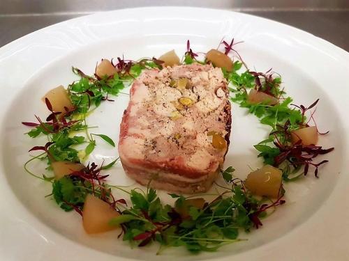 This photo about Peak Weavers shared on HyHotel.com