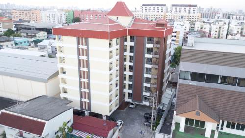 42 เพลซ เซอร์วิซ อพาร์ตเมนต์ (42 Place Service Apartment) near ซีคอนสแควร์ 42 เพลซ เซอร์วิซ อพาร์ตเมนต์ (42 Place Service Apartment) near ซีคอนสแควร์