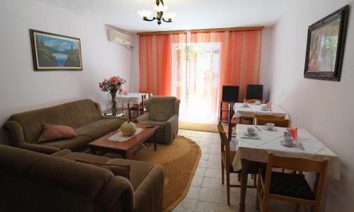 Hotel HAXHIU in Tirana Városközpont Hotel HAXHIU in Tirana Városközpont