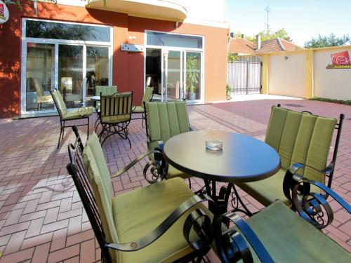 Pub/Lounge, Villa Modena in Kertvaroš Pub/Lounge, Villa Modena in Kertvaroš
