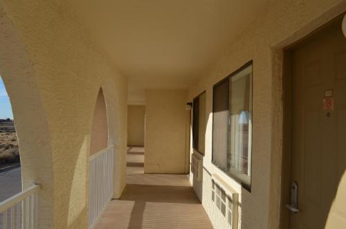 大堂, 霍爾布魯克戴斯酒店 (Days Inn by Wyndham Holbrook) in 霍爾布魯克 (AZ) 大堂, 霍爾布魯克戴斯酒店 (Days Inn by Wyndham Holbrook) in 霍爾布魯克 (AZ)