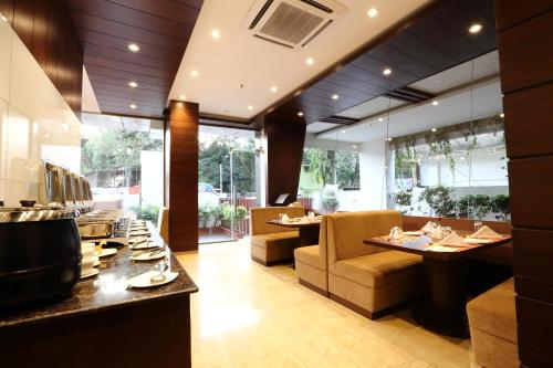 Restaurante, The Altruist Business Hotel- Andheri in Mumbai Restaurante, The Altruist Business Hotel- Andheri in Mumbai