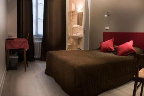 This photo about Hotel Moderne shared on HyHotel.com