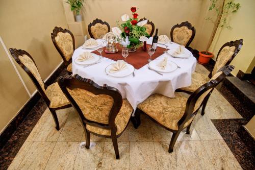 Restaurant, Hotel Carol in Constanta Restaurant, Hotel Carol in Constanta