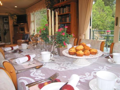McAuley Glen Boutique B&B near The Royal Albatross Centre McAuley Glen Boutique B&B near The Royal Albatross Centre