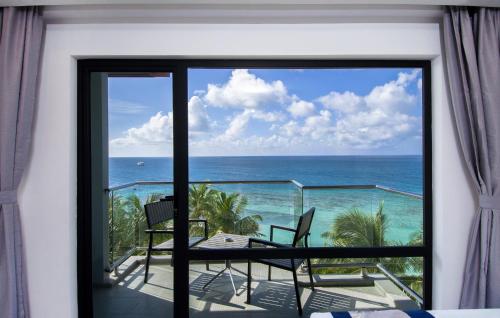 ระเบียง/ชานเรือน, คานี แกรนด์ ซีวิว แอท มาฟูชิ (Kaani Grand Seaview at Maafushi) in หมู่เกาะมัลดีฟส์ ระเบียง/ชานเรือน, คานี แกรนด์ ซีวิว แอท มาฟูชิ (Kaani Grand Seaview at Maafushi) in หมู่เกาะมัลดีฟส์