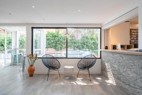 Lobby, L'Oasis Hotel in Frejus Lobby, L'Oasis Hotel in Frejus