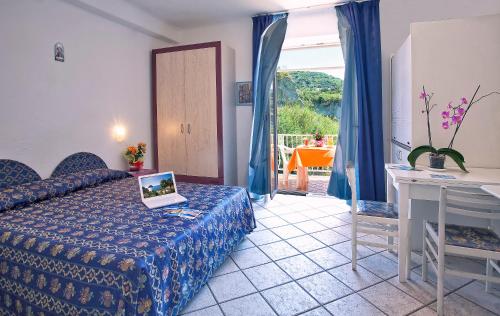 Kilátás, Hotel Residence San Angelo in Sant'Angelo Kilátás, Hotel Residence San Angelo in Sant'Angelo