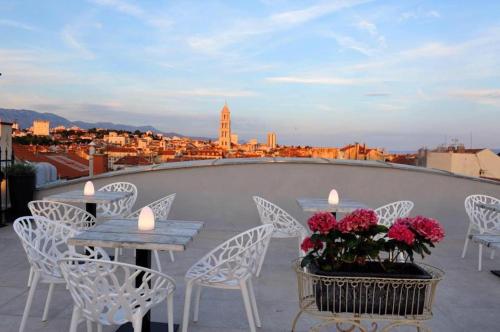 Erkély/terasz, Plaza Marchi Old Town - MAG Quaint & Elegant Boutique Hotels in Split Óváros Erkély/terasz, Plaza Marchi Old Town - MAG Quaint & Elegant Boutique Hotels in Split Óváros