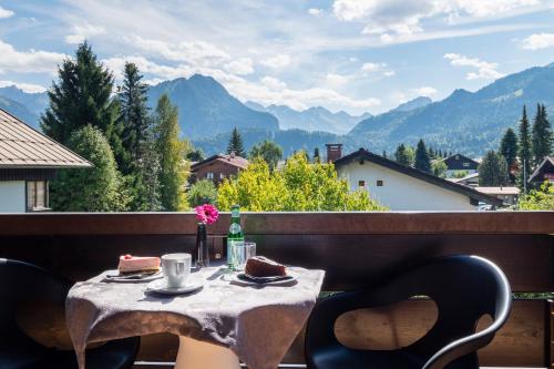 Terraza/balcón, Boutique Hotel Gams in Oberstdorf City Center Terraza/balcón, Boutique Hotel Gams in Oberstdorf City Center