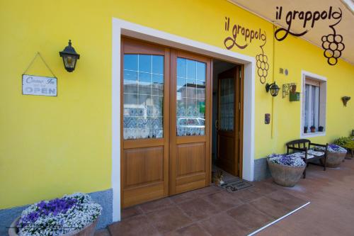 B&b Il grappolo Foresteria Lombarda in Lugana di Sirmione B&b Il grappolo Foresteria Lombarda in Lugana di Sirmione