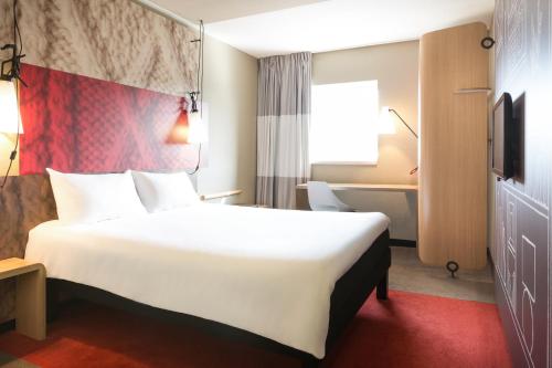 ibis Paris Gare du Nord Chateau-Landon 10eme in 10th - Gare du Nord ibis Paris Gare du Nord Chateau-Landon 10eme in 10th - Gare du Nord