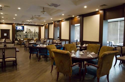 Храна и напитки, Atyrau Dastan Hotel in Атирау Храна и напитки, Atyrau Dastan Hotel in Атирау